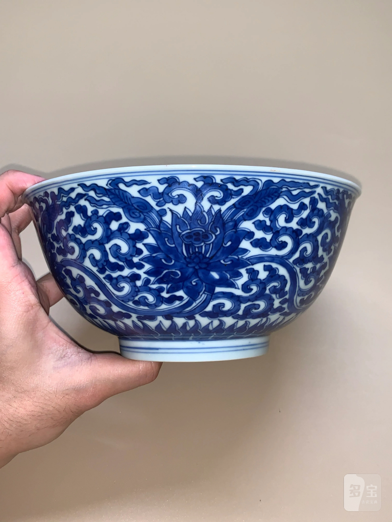 清康熙 青花缠枝莲纹大碗 - 图3
